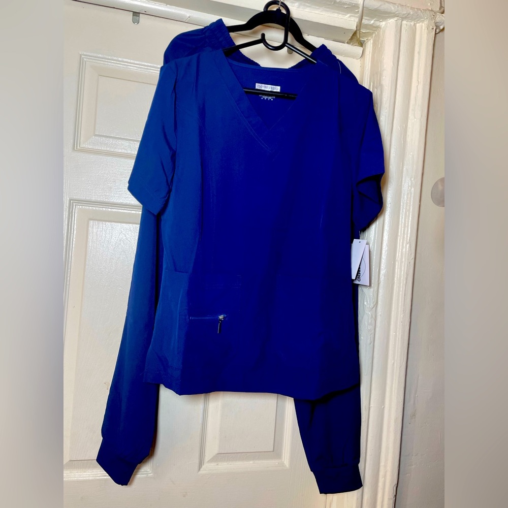 Navy Sets Small and Medium